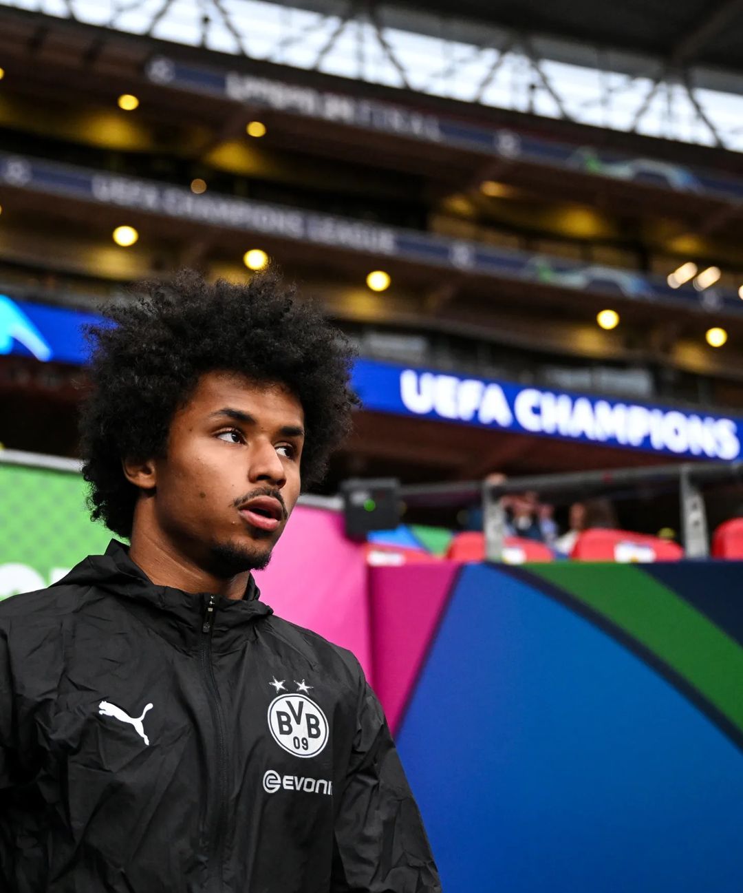 包含加时末段体能课后，托特纳姆再遭质疑备战欧冠，信心回归，团队化学反应显著的词条