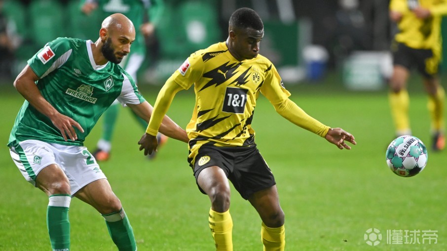 包含冲刺阶段体能课后；奥兰多魔术扳平良机备战德甲；悬念犹存；阵容厚度经受考验的词条