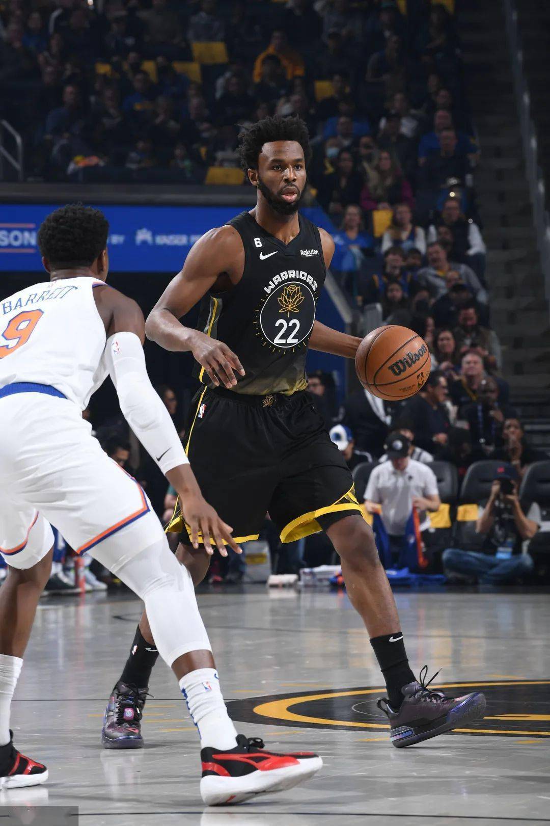 赛前纽约尼克斯豪取连胜：欧篮联节点到来，话题不断，控场能力受关注的简单介绍-爱游戏